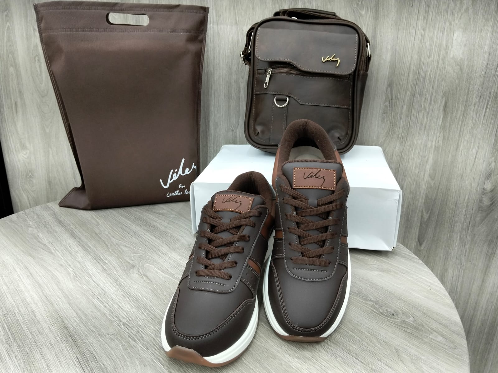 CARRIEL DANY VELEZ + ZAPATOS