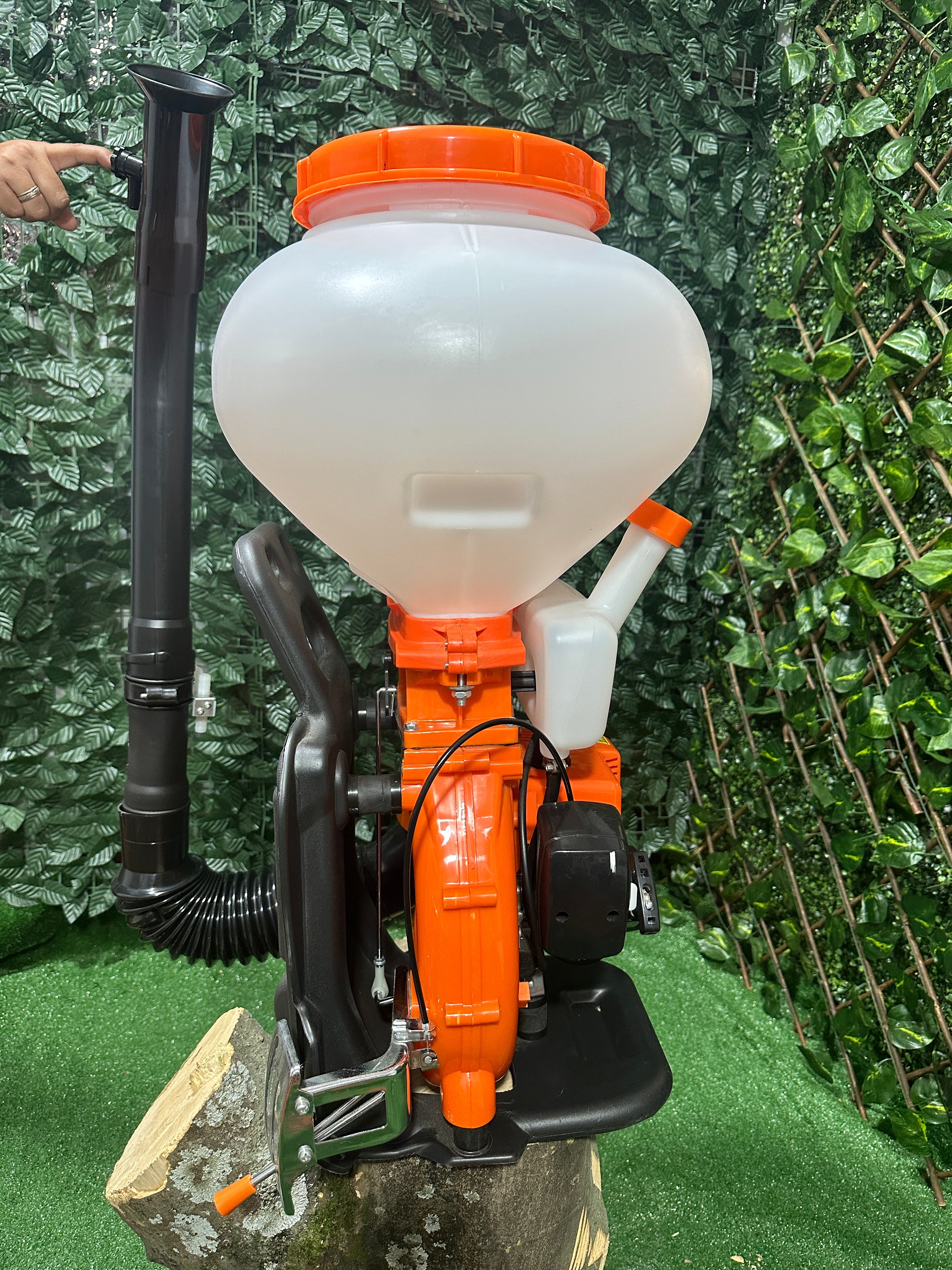 FUMIGADORA ESPOLVOREADORA 25 LITRO STIHL