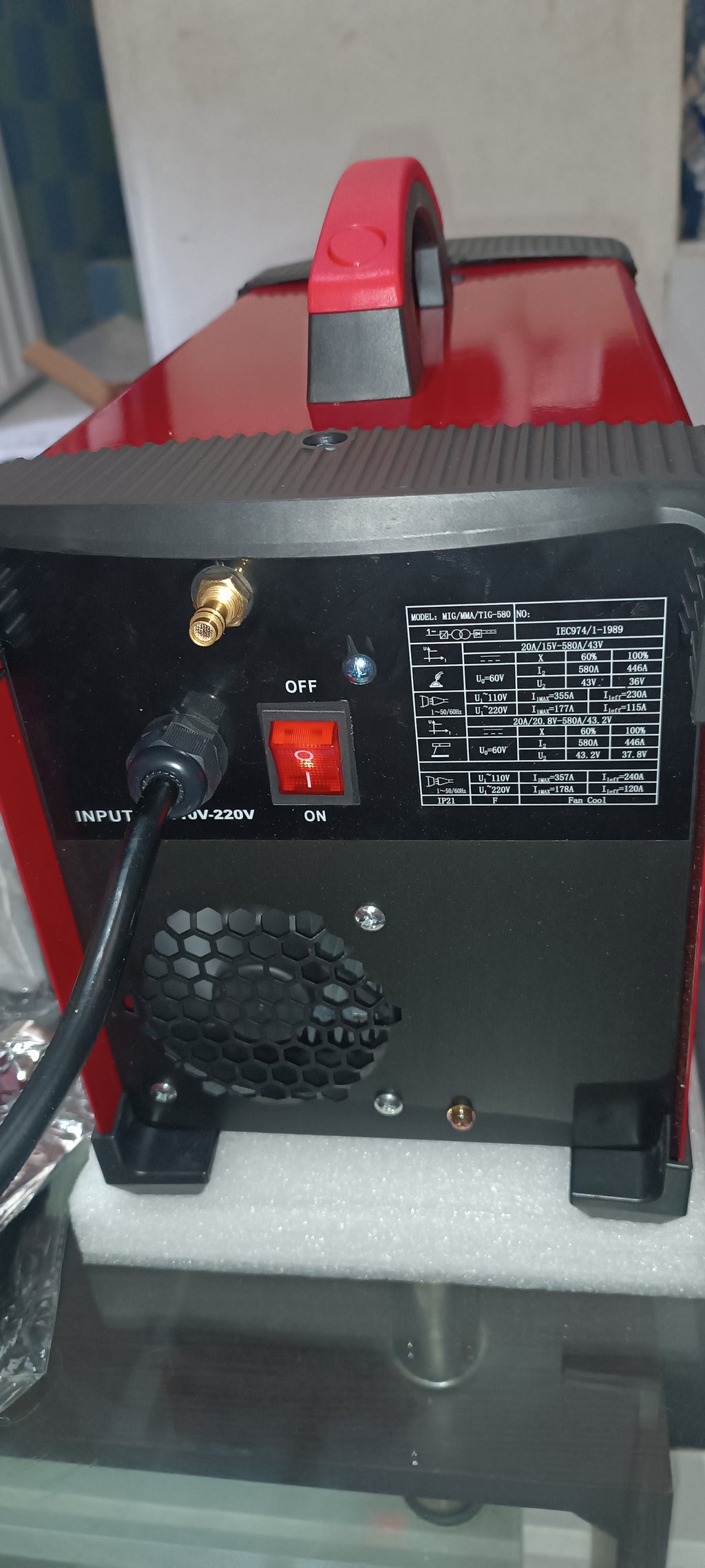 SOLDADOR LINCOLN DE 580 AMP MULTIPROCESO