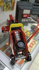 Gato Zorra 2 ton big red